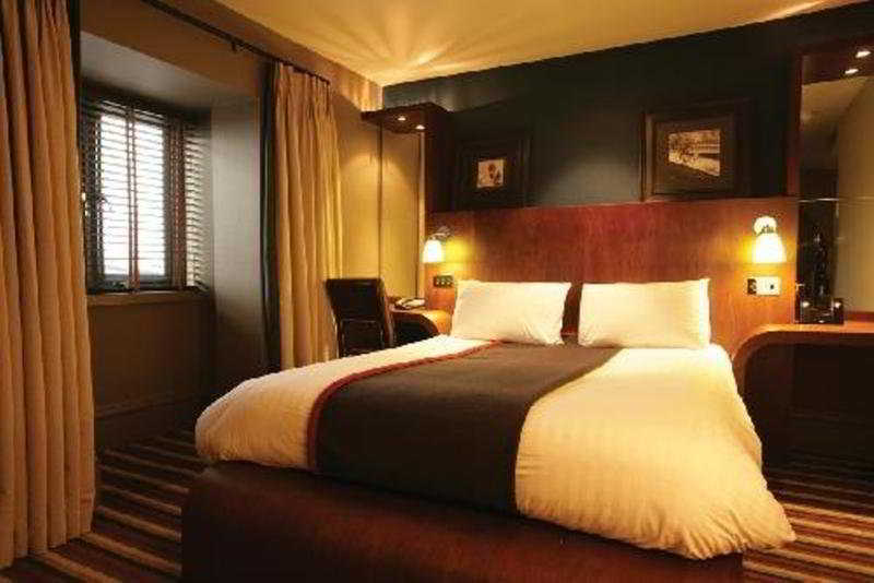 Village Hotel Nottingham Beeston  Εξωτερικό φωτογραφία