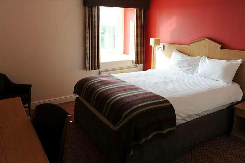 Village Hotel Nottingham Beeston  Εξωτερικό φωτογραφία